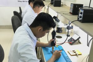 gio thuc hanh ktv sua chua dien thoai android viendidong